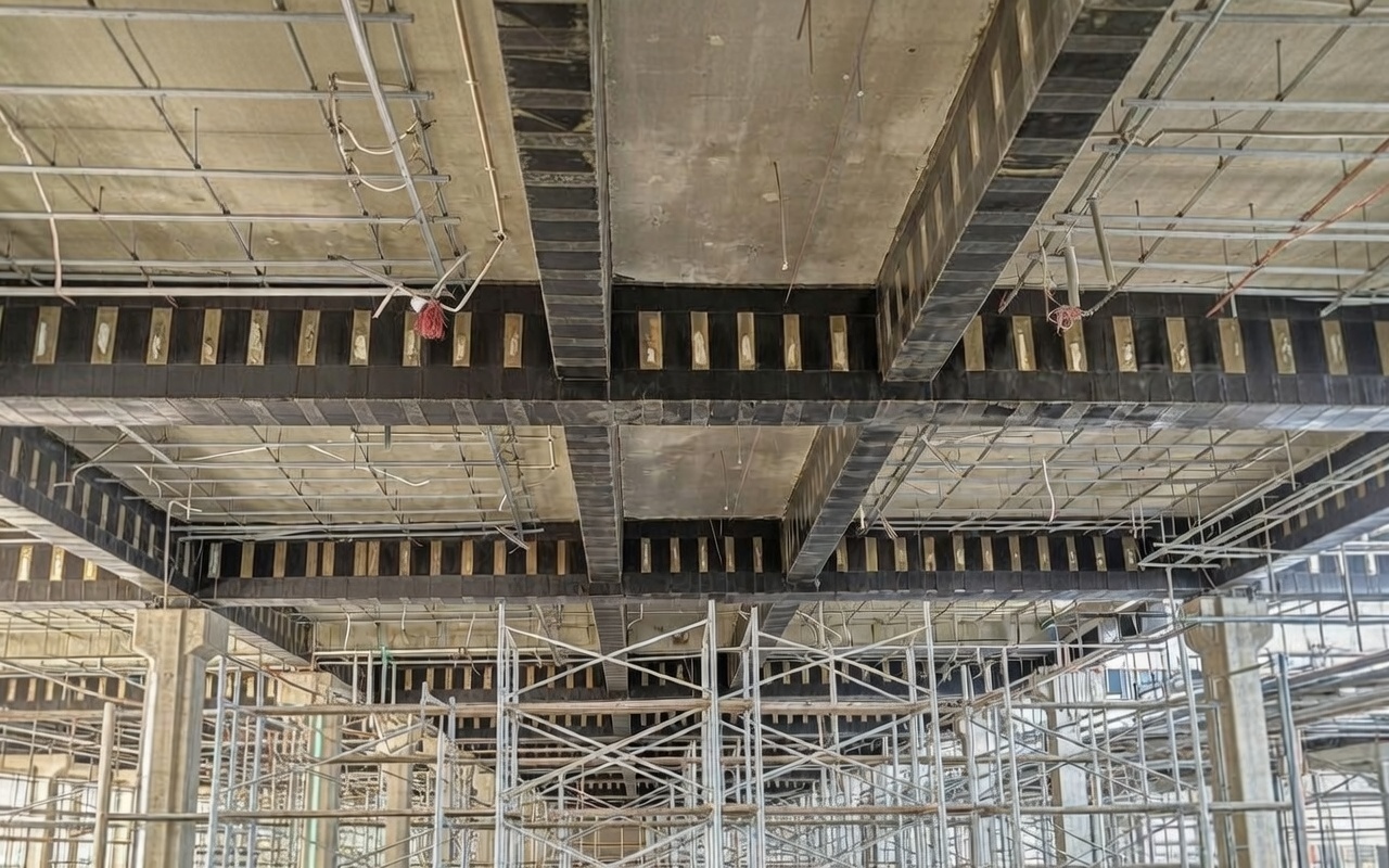 鋼板包覆 / 碳纖維補強工程